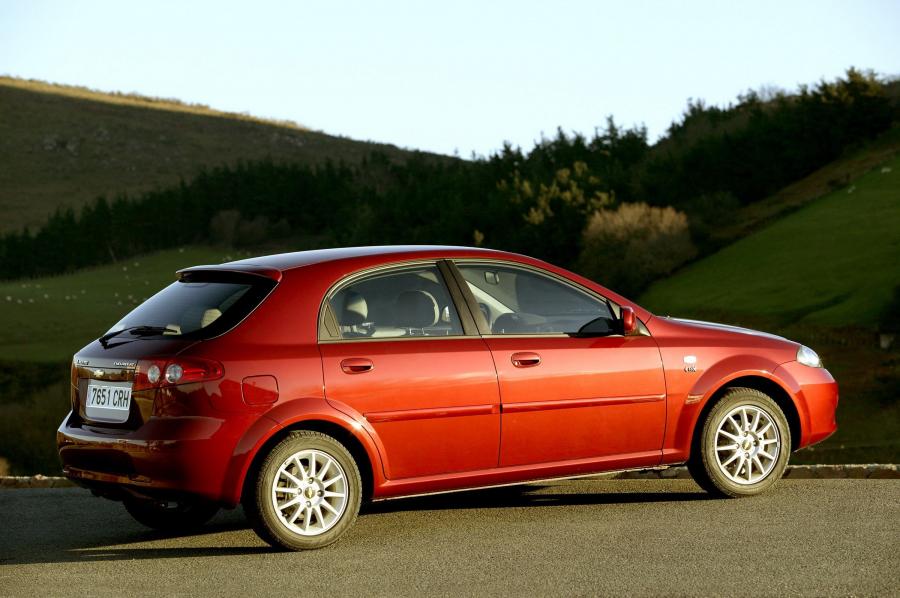  Chevrolet Lacetti 5-Door 2006 года  (фото 23 из 42)